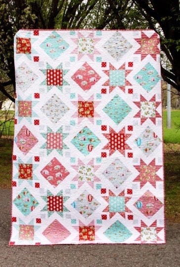 Flamingo Toes Stars and Windows Quilt Pattern Finished Size: 60"x84"