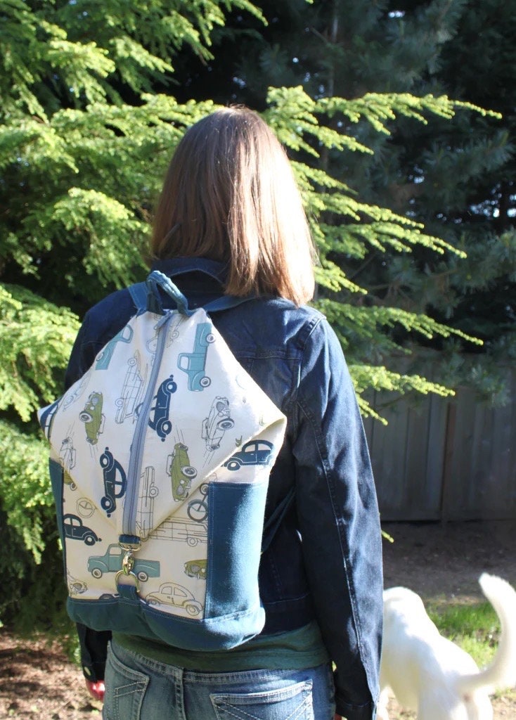 Sassafras Lane Designs Bugsy Backpack Pattern Finished Size: 15"x19"x6" (Optional Hardware Pack Available)