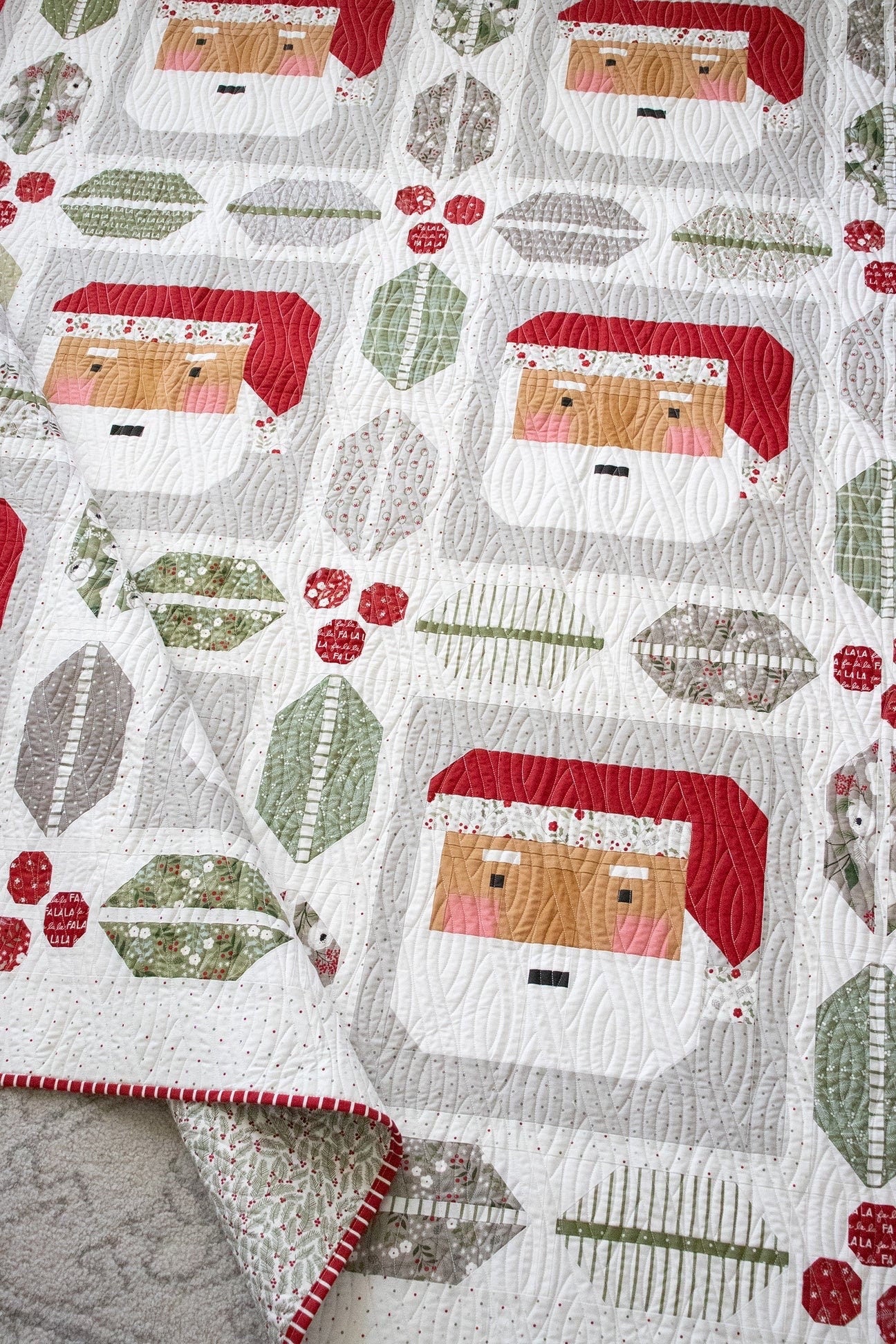 Lella Boutique St Nick Quilt Pattern Finished Size: 80.5"x80.5"