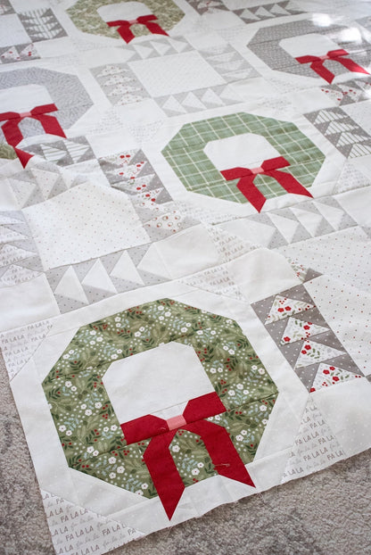 Lella Boutique Good Tidings Quilt Pattern Finished Size: 80.5"x80.5"