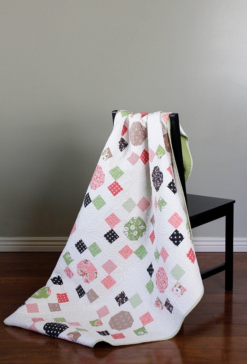 A Bright Corner Spot On Quilt Pattern (4 Size Variations Per Pattern)