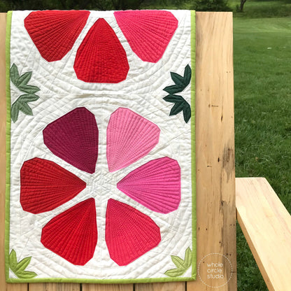 Whole Circle Studio Berry Blossoms Quilt Pattern (4 Size Variations Per Pattern)