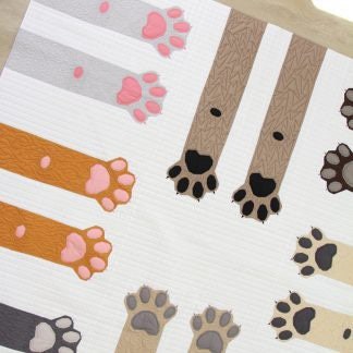 Whole Circle Studio Paws Up! Quilt Pattern (4 Size Variations Per Pattern)