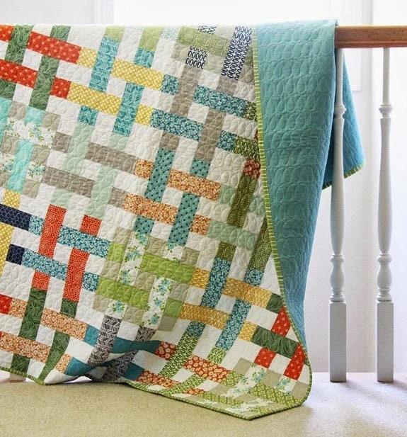 Cluck Cluck Sew Basket Case Quilt Pattern (5 Size Variations Per Pattern)