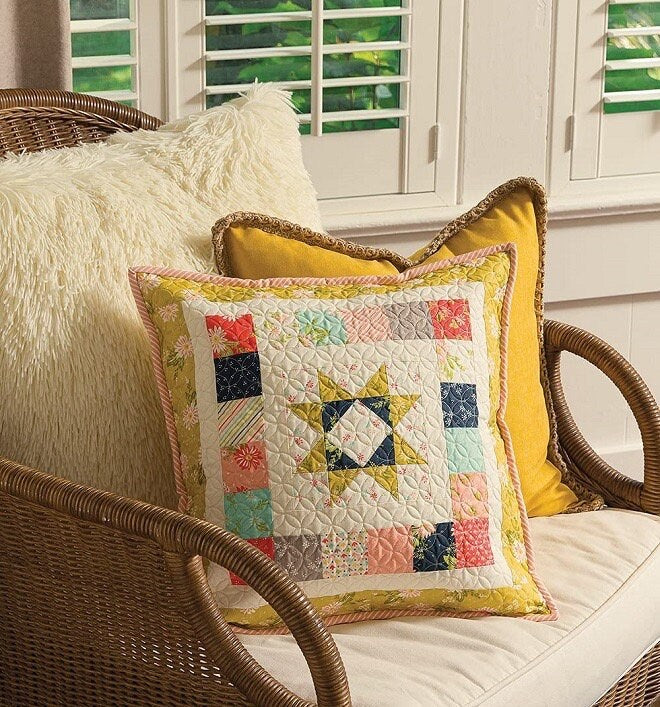 Moda All-Stars Soft Spot Quilted Pillows & Comfy Cushions Pattern Book (17 Patterns Per Book)