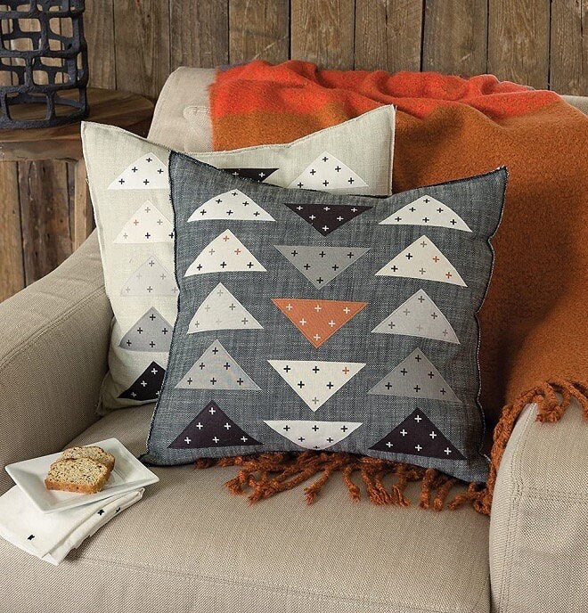 Moda All-Stars Soft Spot Quilted Pillows & Comfy Cushions Pattern Book (17 Patterns Per Book)