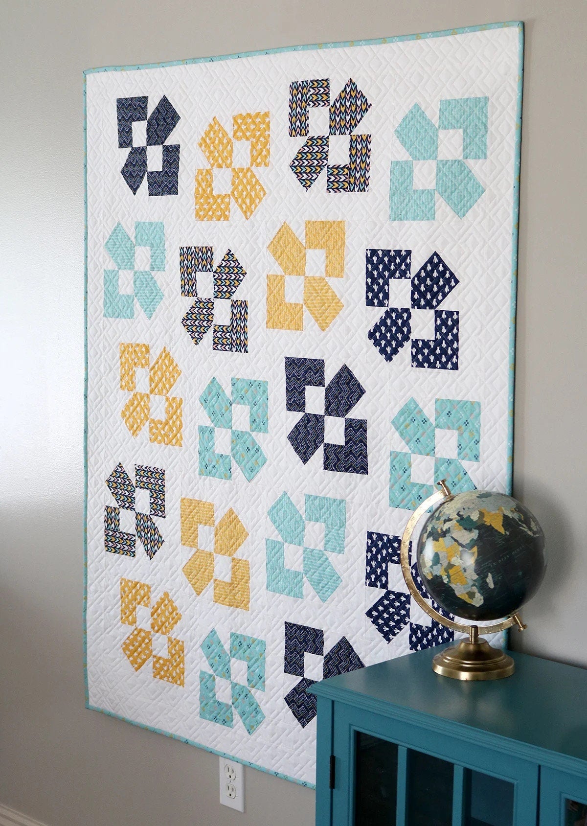 A Bright Corner Lucky Duck Quilt Pattern (5 Size Variations Per Pattern)