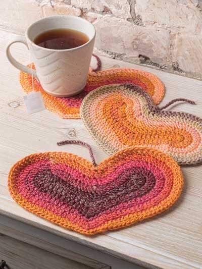 Annie's Crochet 25 Stash-Busting Crochet Projects Pattern Book (25 Projects Per Pattern Book)