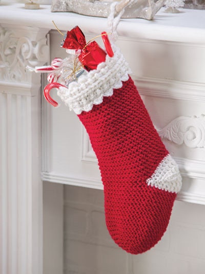 Annie's Crochet It's a Stash-Buster Christmas Pattern Book (35+ Projects Per Pattern Book)