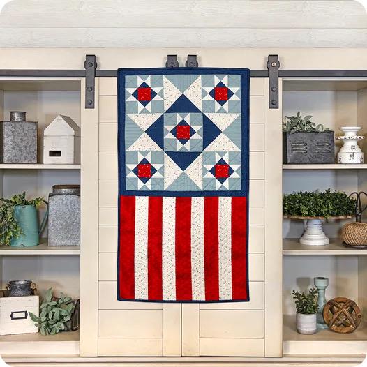 READY TO SHIP!! Riley Blake Door Banner of the Month April Patriot Dreams Door Banner Kit (Finished Size 20"x36")