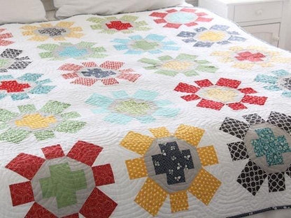 Cluck Cluck Sew Spin Cycle Quilt Pattern Finished Size: 75"x75"